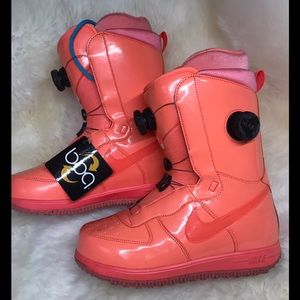 RARE BOA NIKE SNOWBOARD BOOTS 8.5